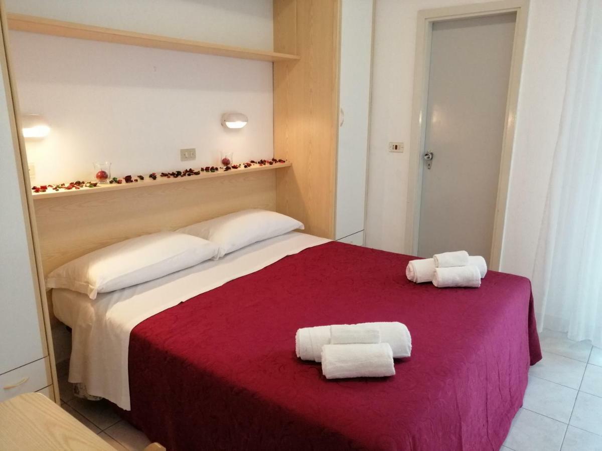 Hotel Alba Rimini Exterior photo