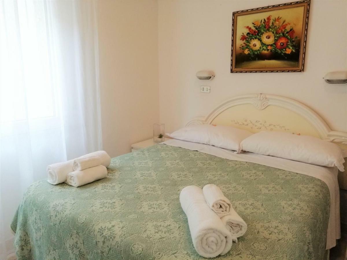 Hotel Alba Rimini Exterior photo